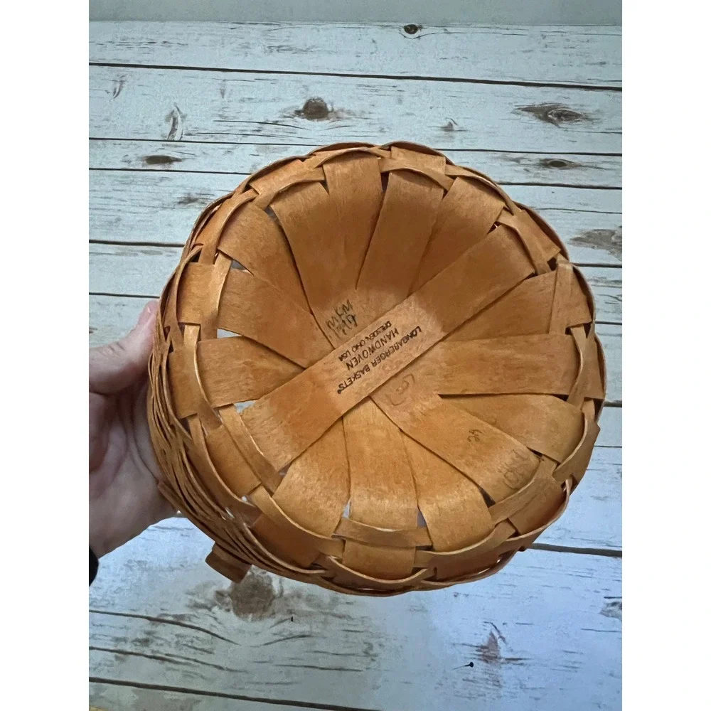 VTG Longaberger Basket Brown Round Woven Swivel Handle Plastic Liner 1997 Small